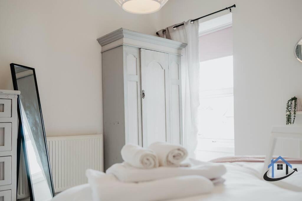 Indigo Snug - Gorgeous 2 Bed Flat In The Heart Of Cromer Extérieur photo