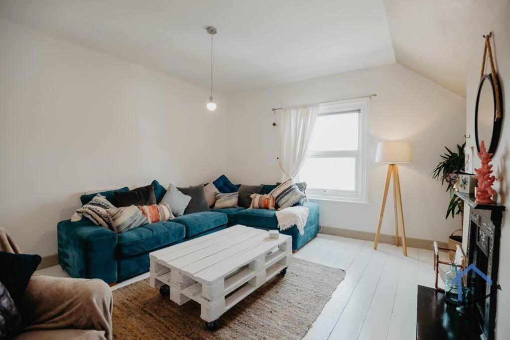 Indigo Snug - Gorgeous 2 Bed Flat In The Heart Of Cromer Extérieur photo